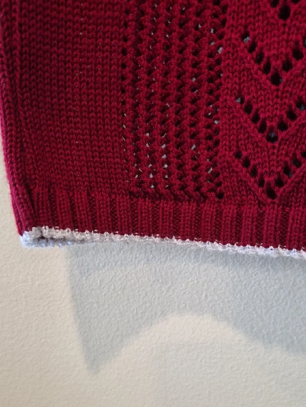 REBECCA Burgundy Open-Weave Scoop Neck Sweater with White Trim. M/L